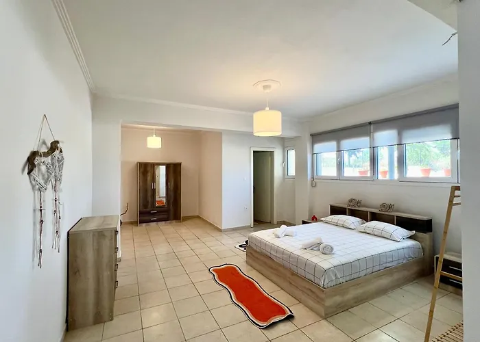 Olive Nest Apartment Nea Moudania