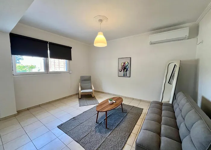 Apartment Olive Nest Nea Moudania